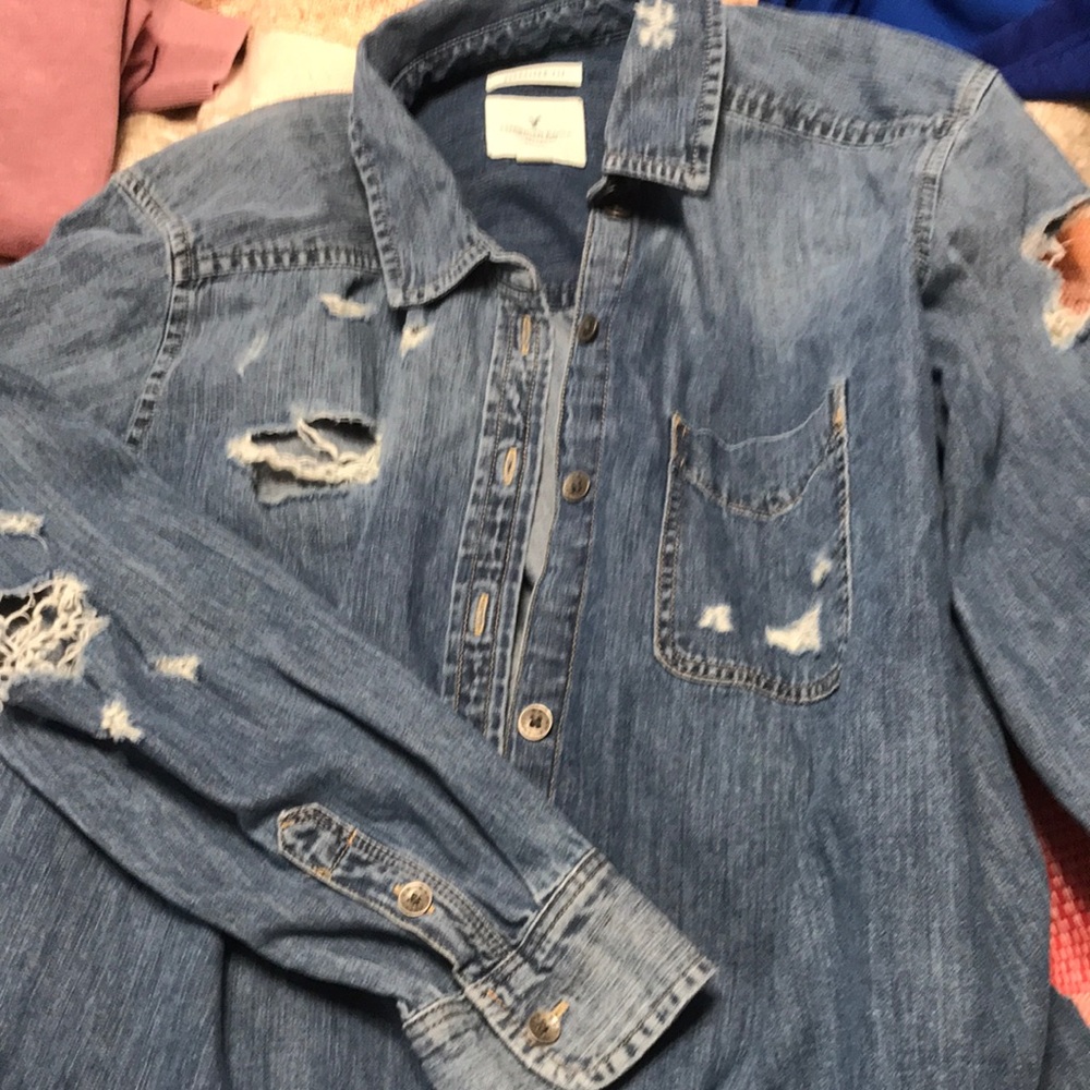 American eagle button up